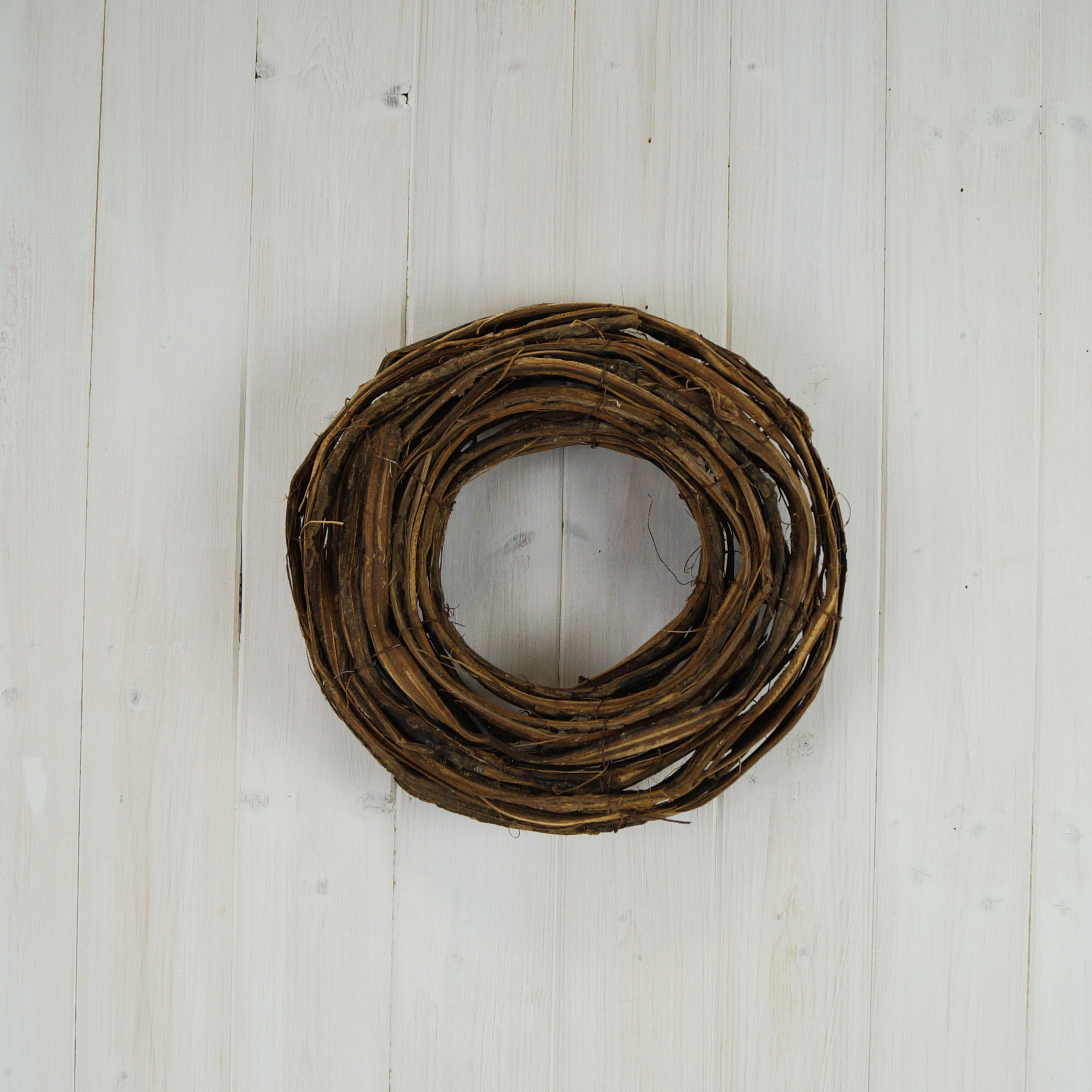 Small Rustic Natural Rattan Wreath detail page